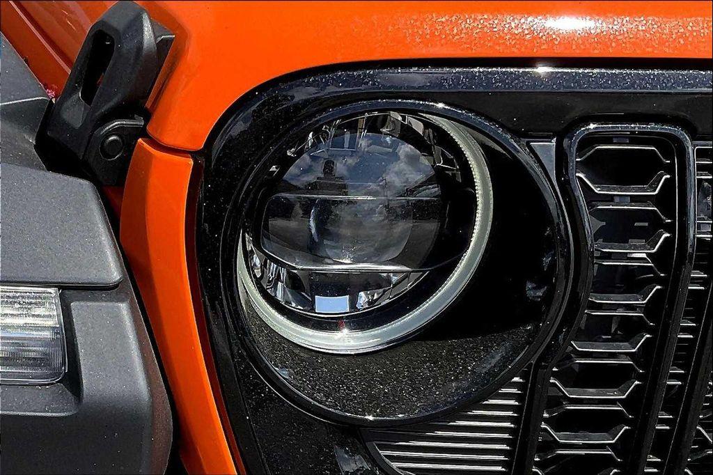 new 2025 Jeep Wrangler car, priced at $55,080