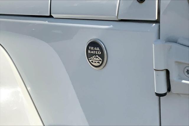 used 2015 Jeep Wrangler Unlimited car, priced at $19,499