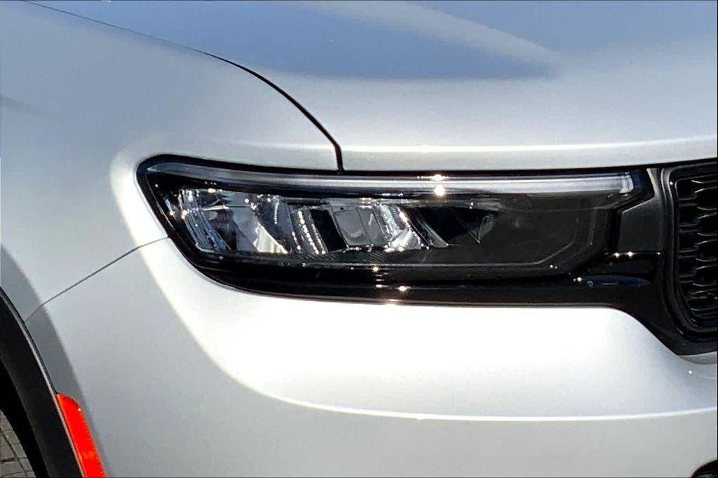 new 2025 Jeep Grand Cherokee L car, priced at $46,294