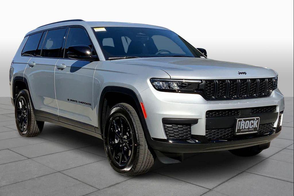 new 2025 Jeep Grand Cherokee L car, priced at $46,294
