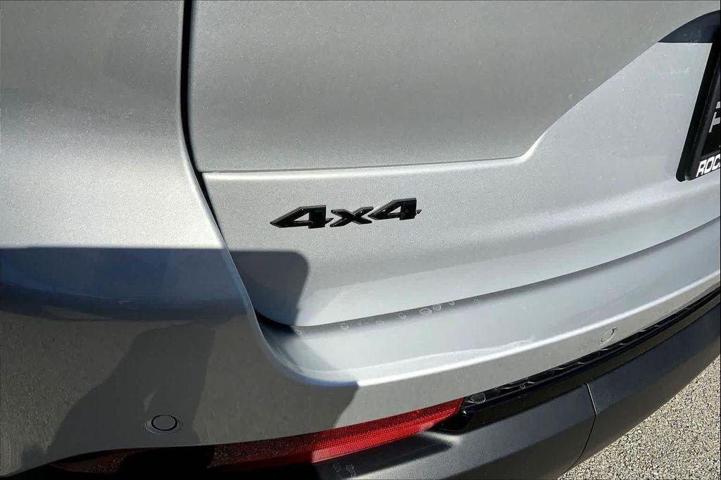 new 2025 Jeep Grand Cherokee L car, priced at $46,294