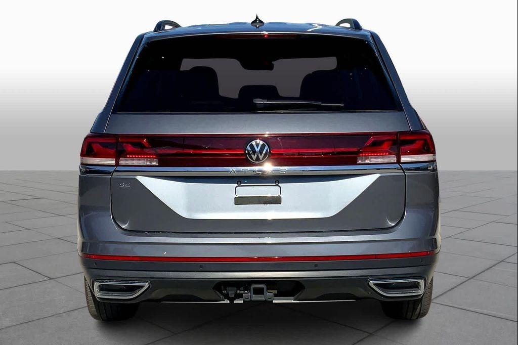 used 2024 Volkswagen Atlas car, priced at $32,150