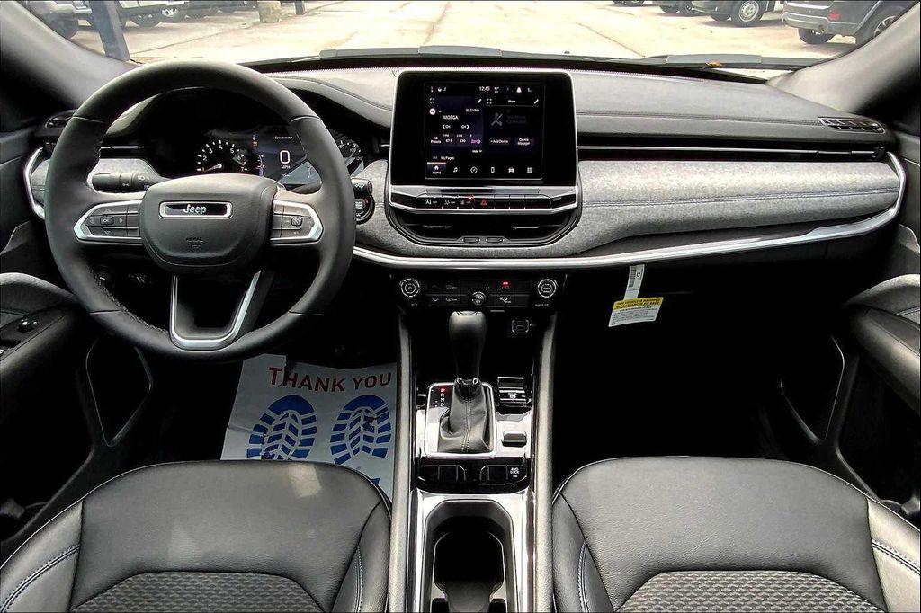 new 2025 Jeep Compass car, priced at $30,760