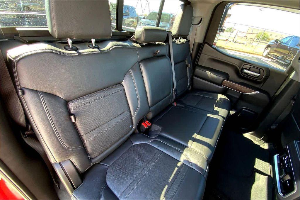 used 2021 GMC Sierra 1500 car, priced at $43,899