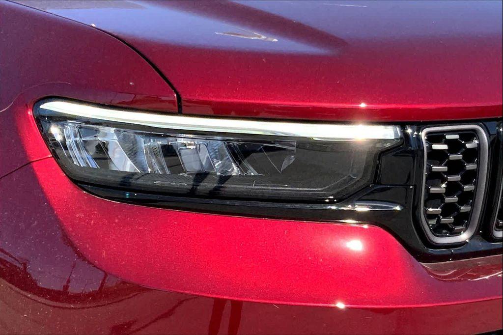 new 2025 Jeep Grand Cherokee L car, priced at $66,172