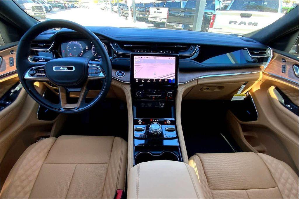 new 2025 Jeep Grand Cherokee L car, priced at $66,172