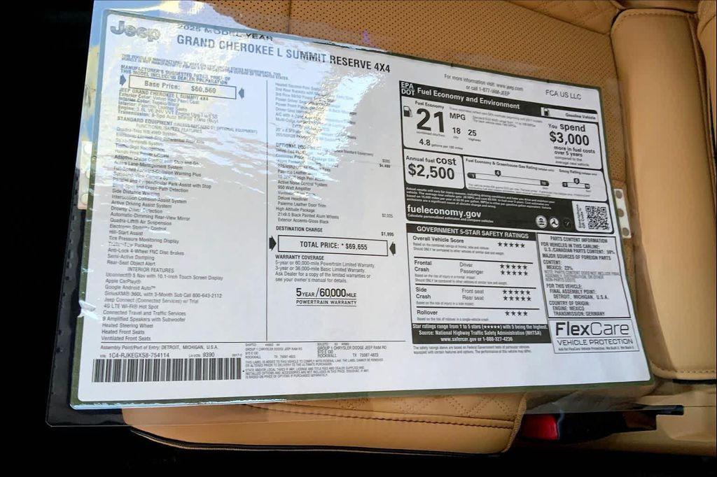 new 2025 Jeep Grand Cherokee L car, priced at $66,172