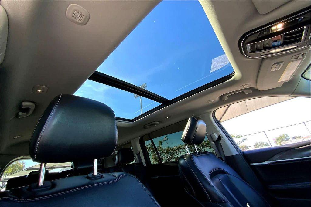 used 2023 Jeep Grand Cherokee L car, priced at $25,827