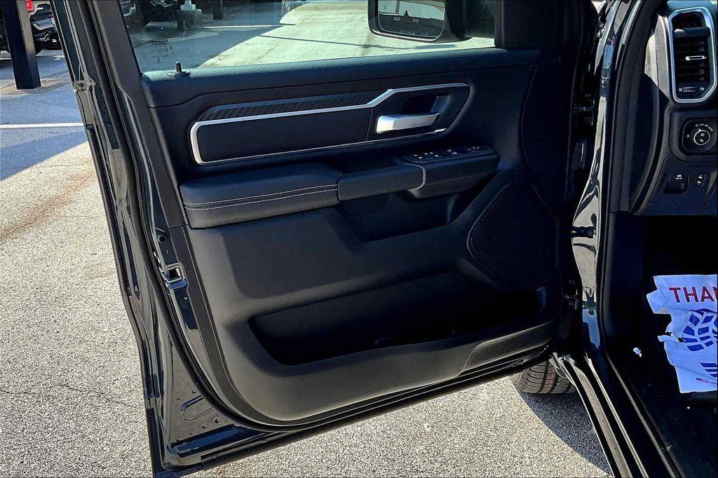 new 2025 Ram 1500 car, priced at $59,945