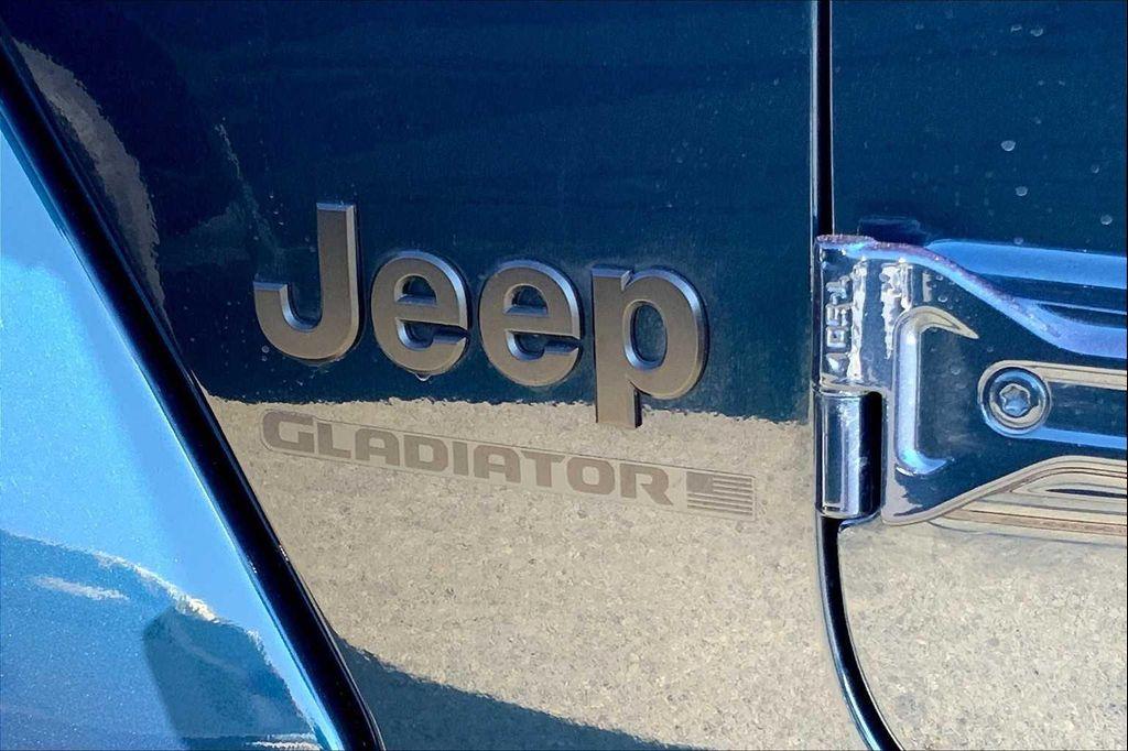 used 2025 Jeep Gladiator car, priced at $42,599