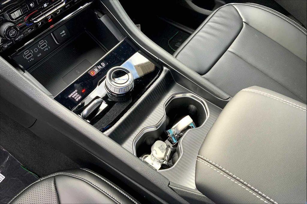 new 2025 Jeep Grand Cherokee car, priced at $52,312