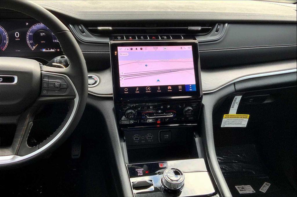 new 2025 Jeep Grand Cherokee car, priced at $52,312