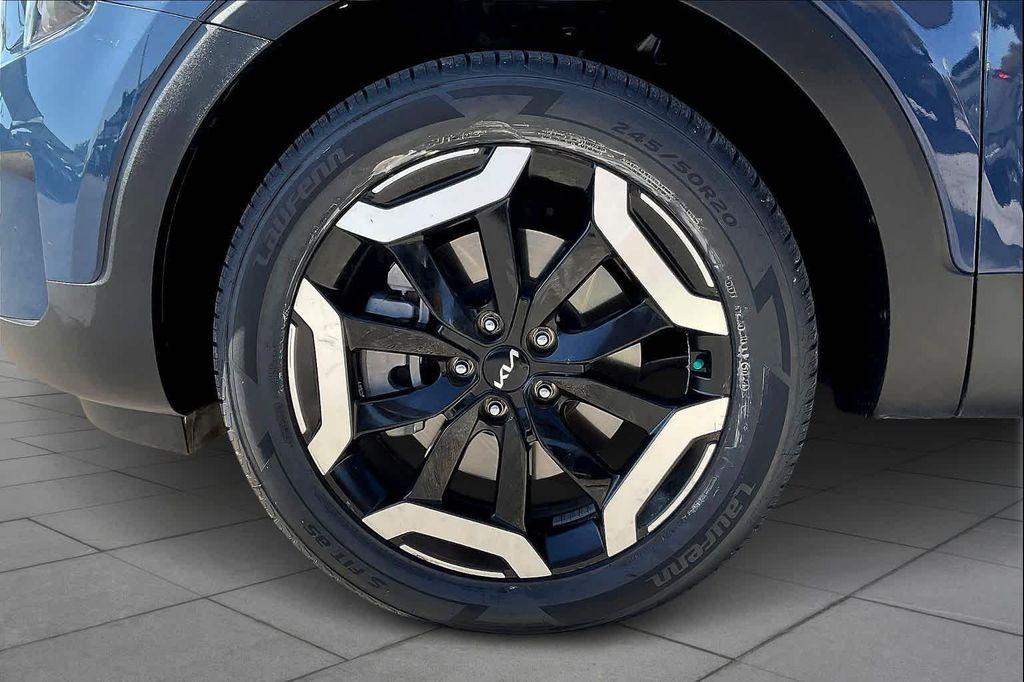 used 2024 Kia Telluride car, priced at $37,850