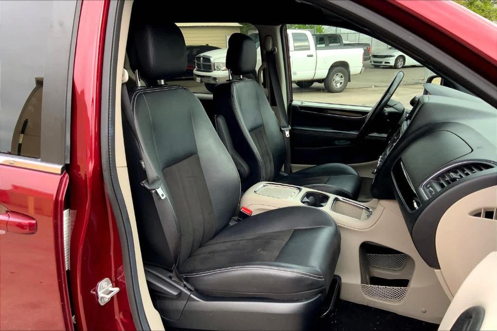 used 2020 Dodge Grand Caravan car, priced at $18,466