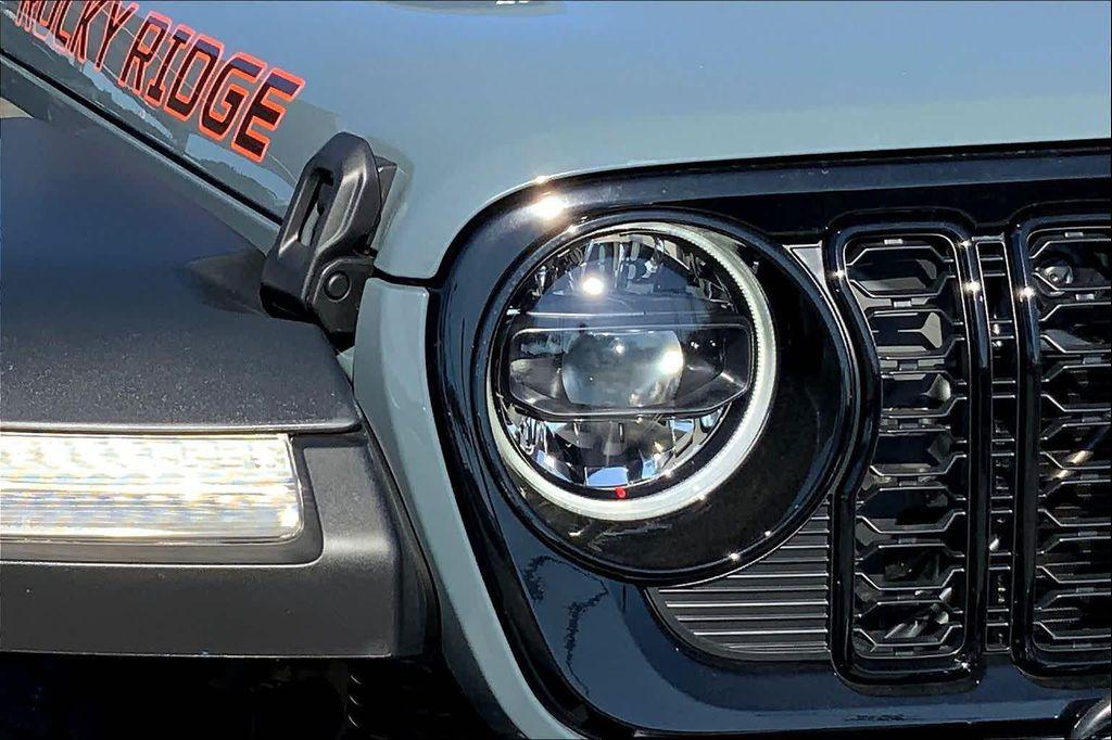 new 2025 Jeep Wrangler car, priced at $95,180