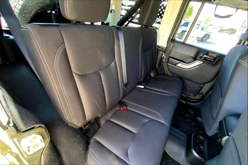 used 2015 Jeep Wrangler Unlimited car, priced at $21,650