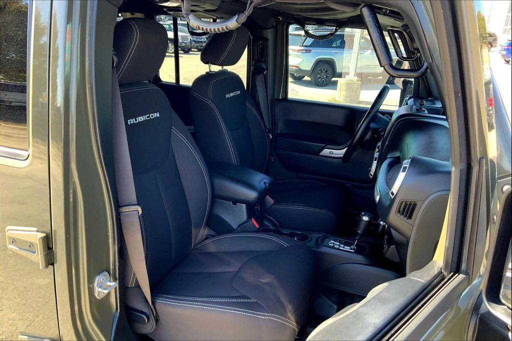 used 2015 Jeep Wrangler Unlimited car, priced at $21,650
