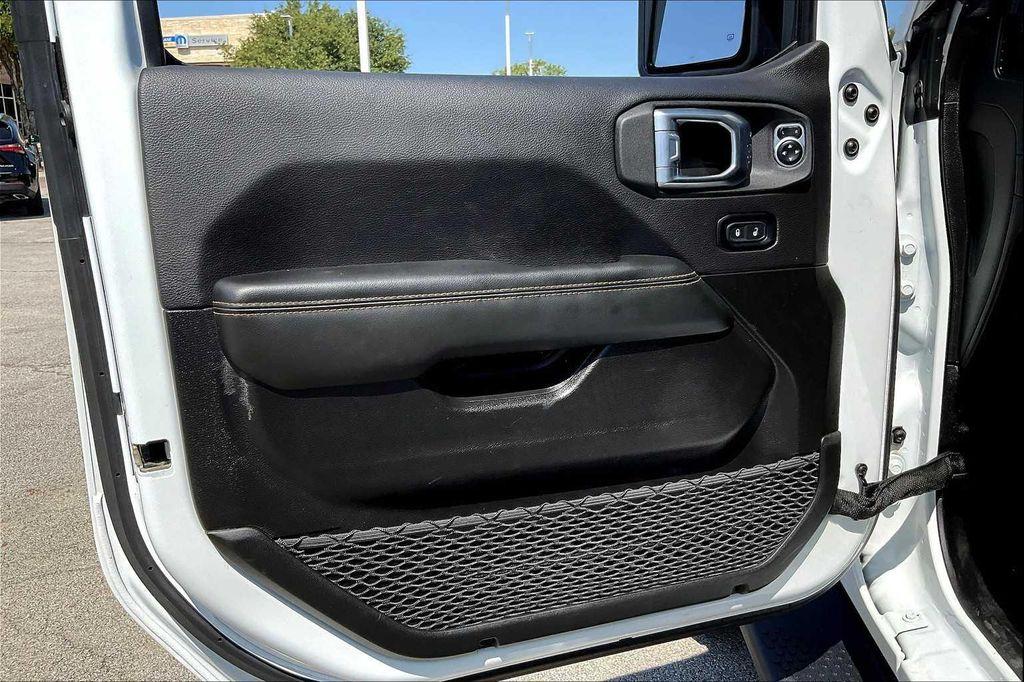 used 2024 Jeep Wrangler car, priced at $38,650