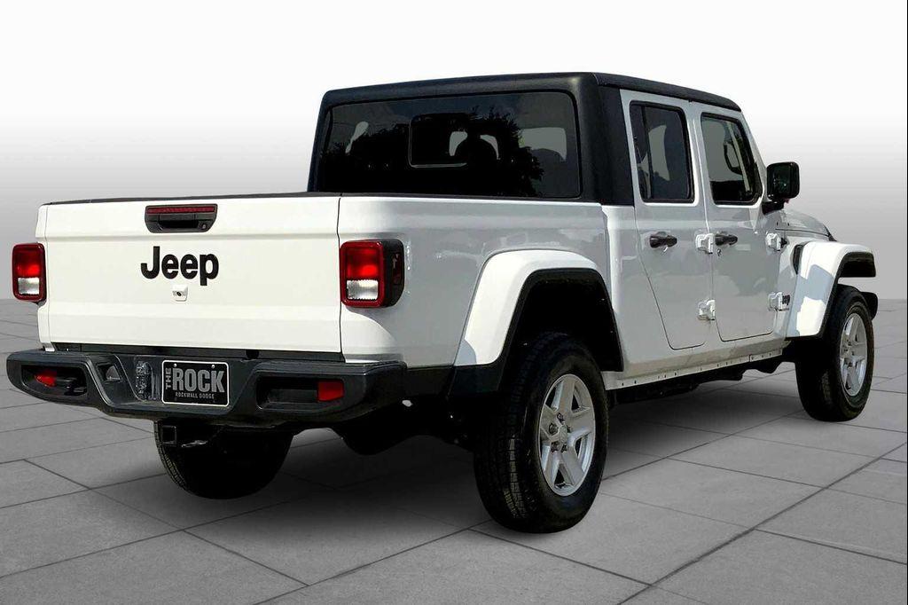 used 2023 Jeep Gladiator car, priced at $29,263