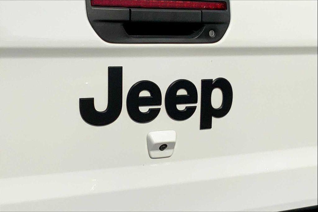 used 2023 Jeep Gladiator car, priced at $29,263
