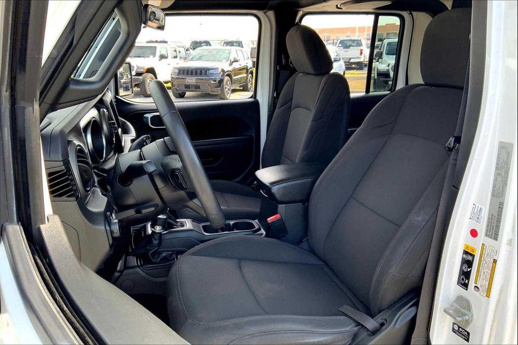 used 2023 Jeep Gladiator car, priced at $29,263