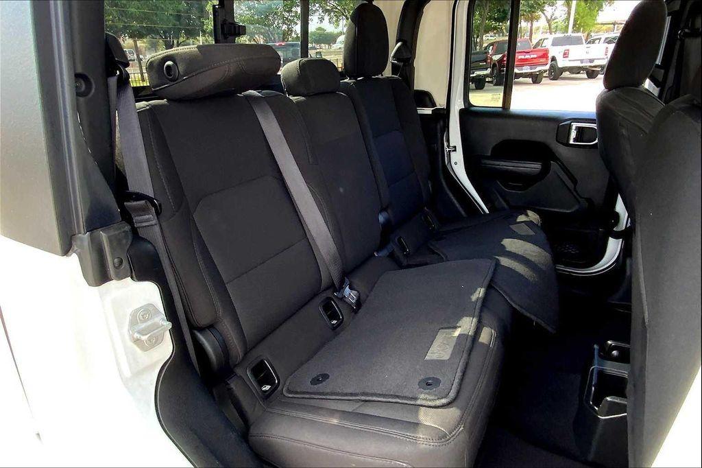 used 2023 Jeep Gladiator car, priced at $29,263