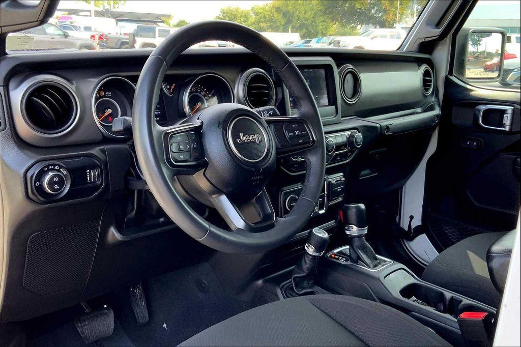 used 2023 Jeep Gladiator car, priced at $29,263