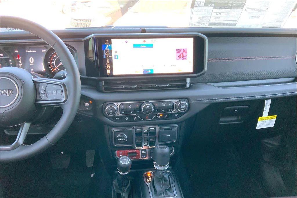 new 2025 Jeep Gladiator car, priced at $61,194