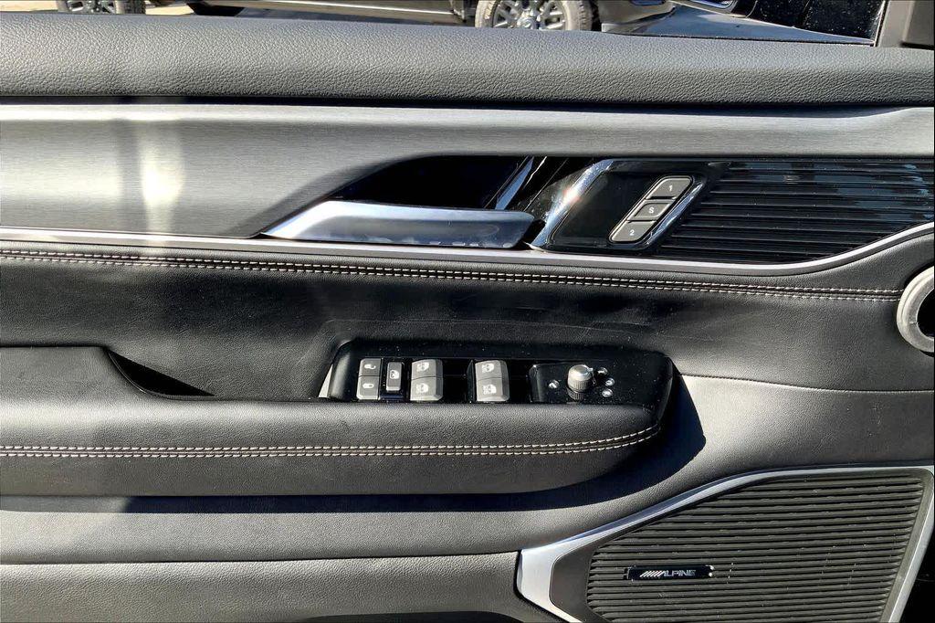 new 2025 Jeep Wagoneer L car, priced at $76,218