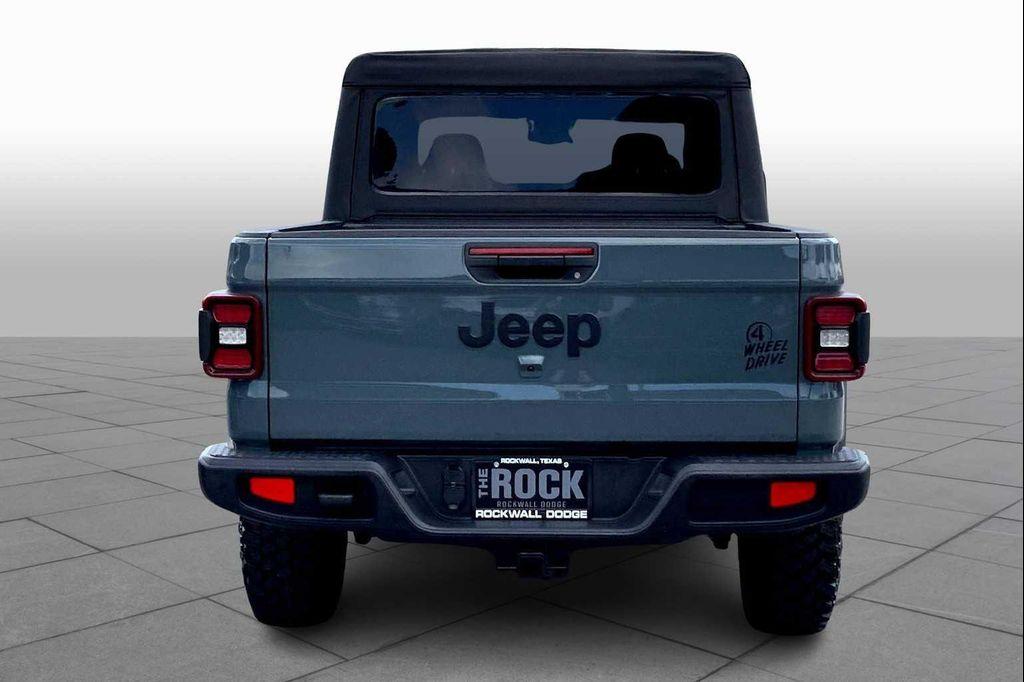 new 2025 Jeep Gladiator car, priced at $48,393