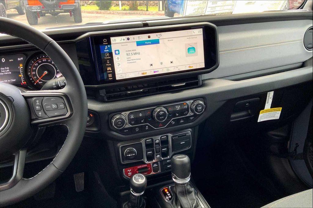 new 2025 Jeep Gladiator car, priced at $48,393