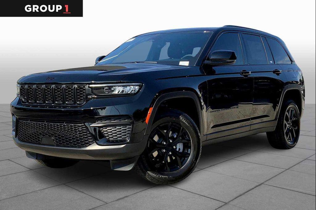 new 2025 Jeep Grand Cherokee car, priced at $43,926