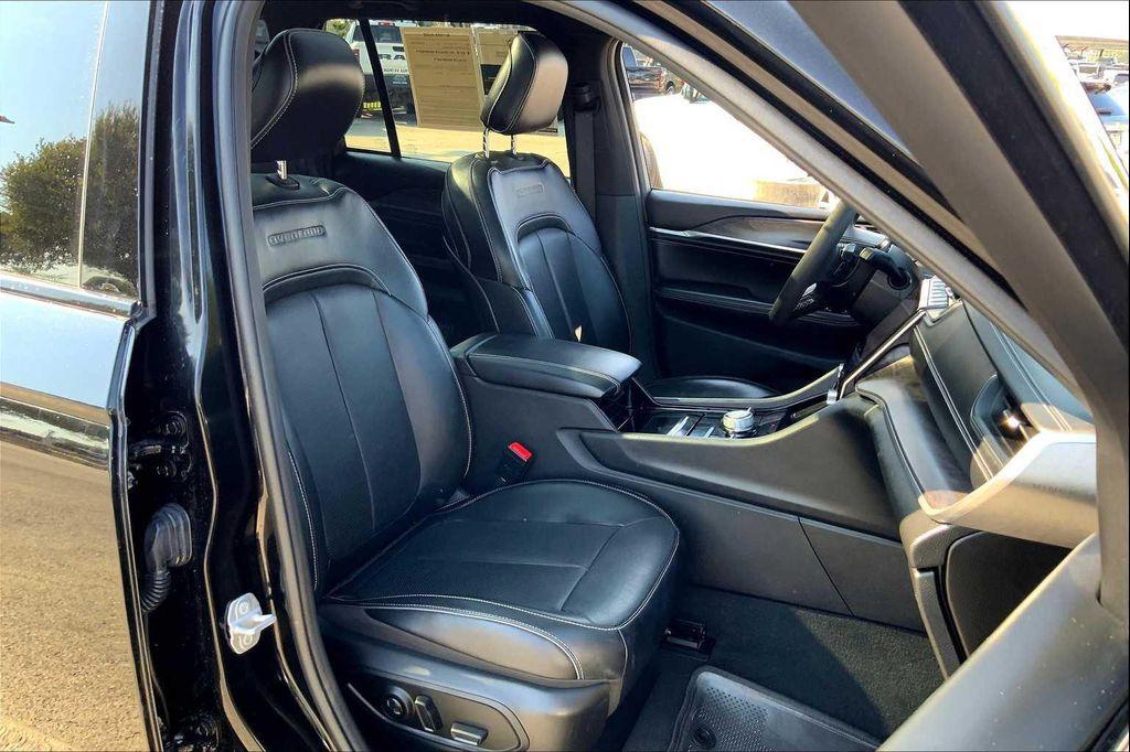 used 2022 Jeep Grand Cherokee 4xe car, priced at $33,699