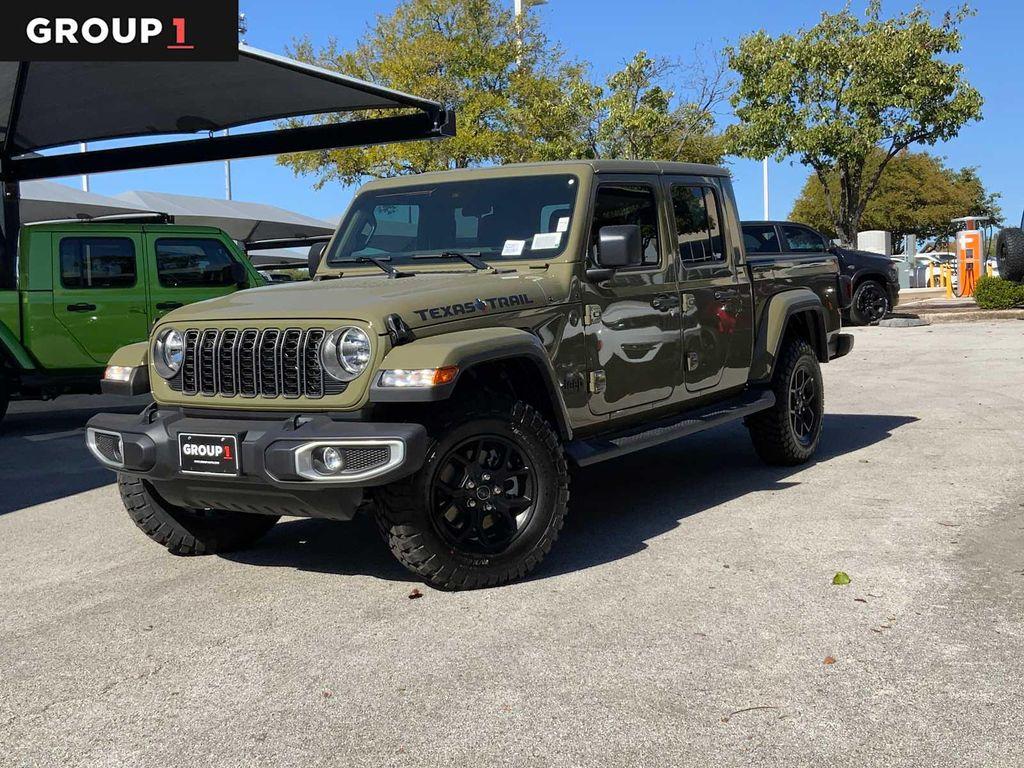 new 2025 Jeep Gladiator car, priced at $46,940