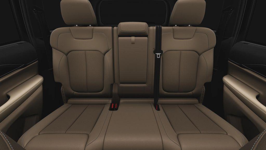 new 2025 Jeep Grand Cherokee car, priced at $54,965