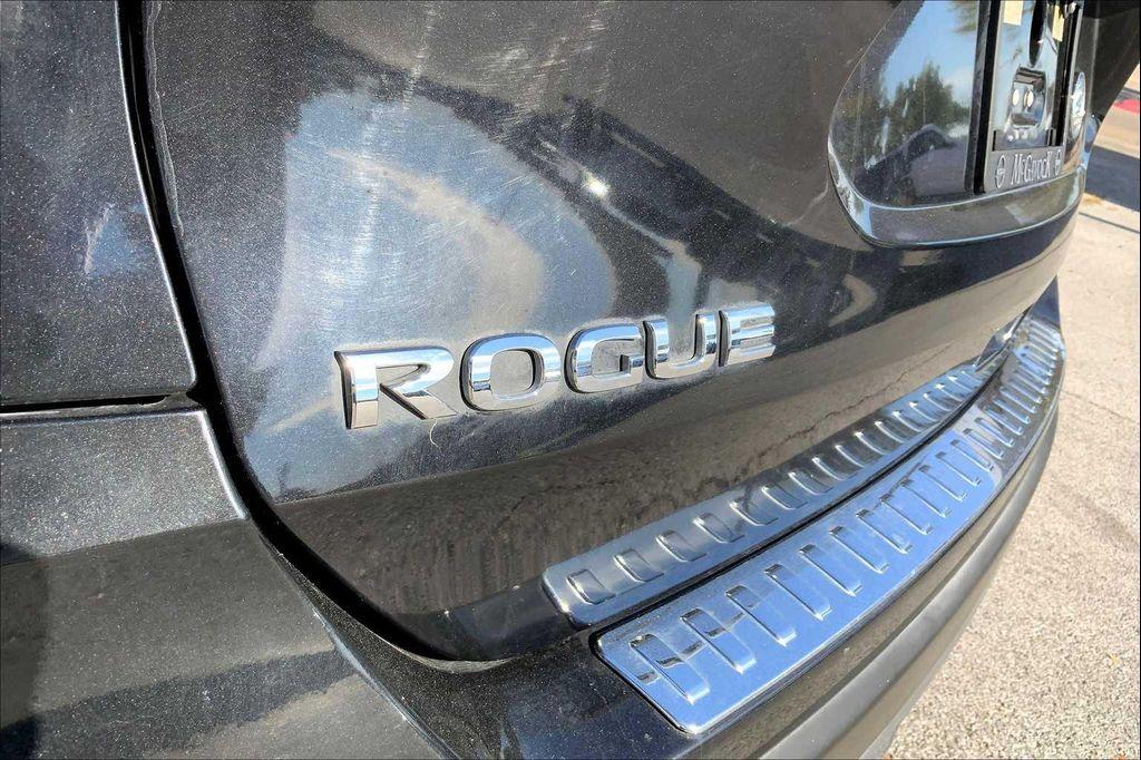 used 2018 Nissan Rogue car, priced at $14,899