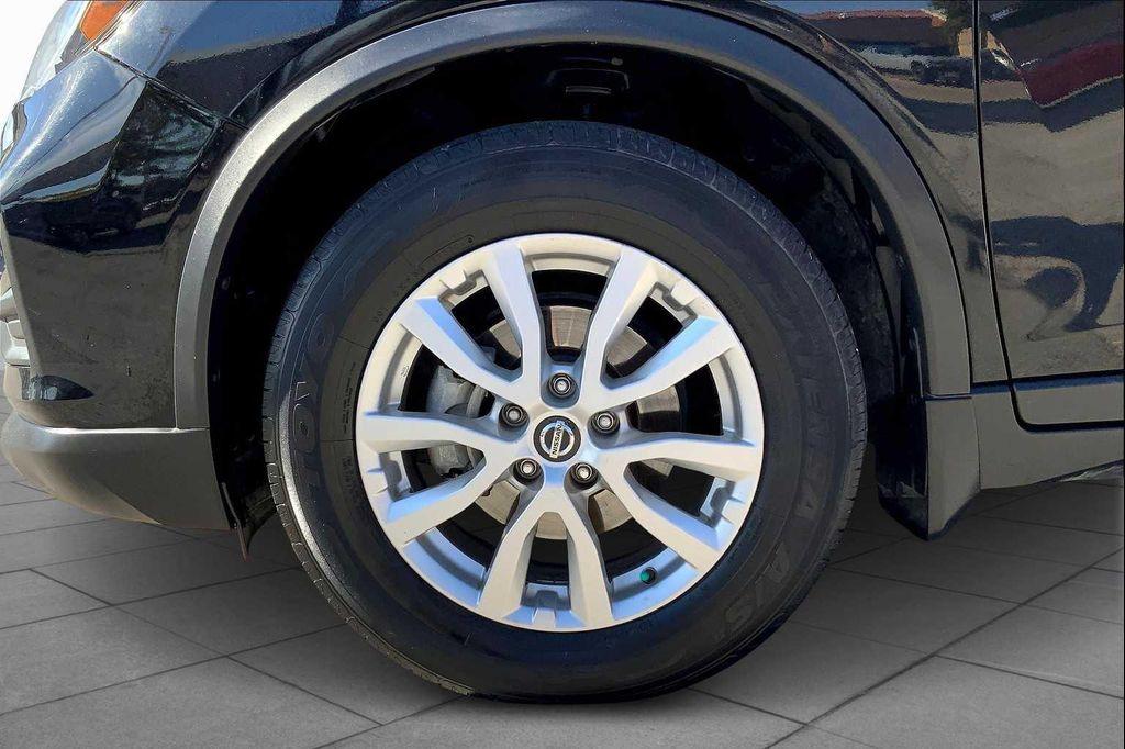 used 2018 Nissan Rogue car, priced at $14,899