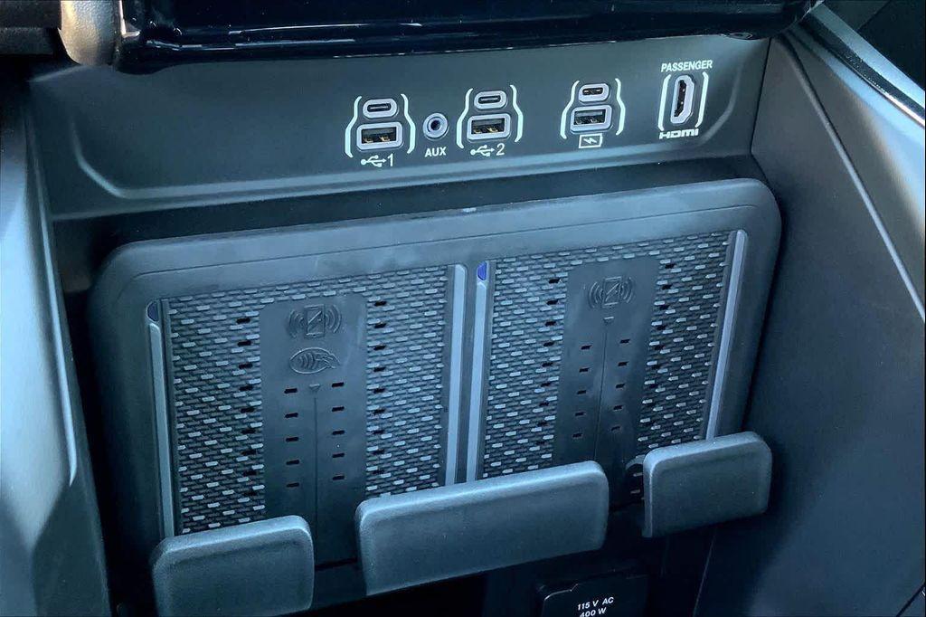 new 2025 Ram 1500 car, priced at $69,359