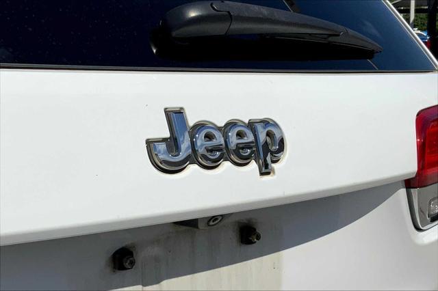 used 2015 Jeep Grand Cherokee car, priced at $11,499