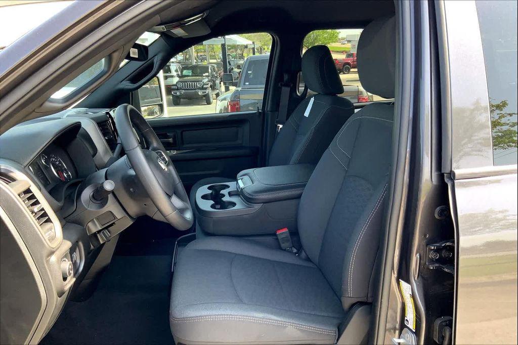 new 2025 Ram 2500 car, priced at $61,073
