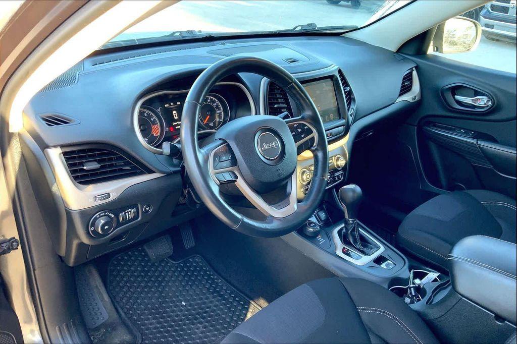 used 2015 Jeep Cherokee car, priced at $12,810