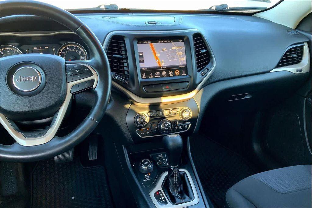 used 2015 Jeep Cherokee car, priced at $12,810
