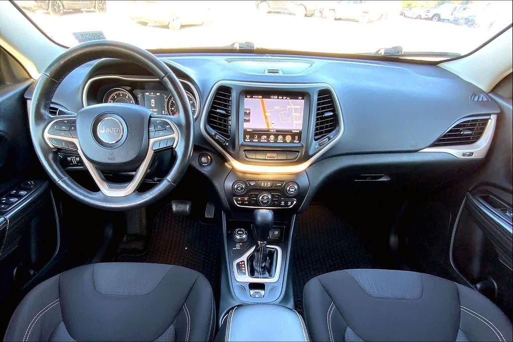 used 2015 Jeep Cherokee car, priced at $12,810