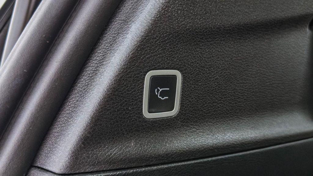 used 2020 Chrysler Pacifica car, priced at $26,995