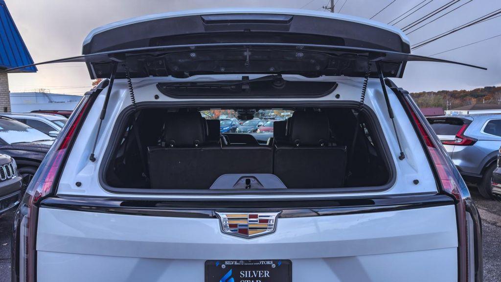 used 2022 Cadillac Escalade ESV car, priced at $66,995