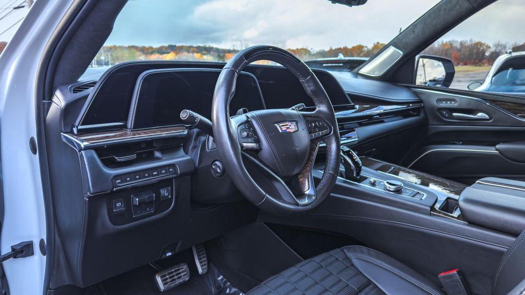 used 2022 Cadillac Escalade ESV car, priced at $66,995