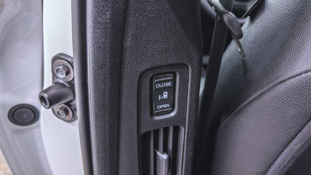 used 2024 Honda Odyssey car, priced at $32,995