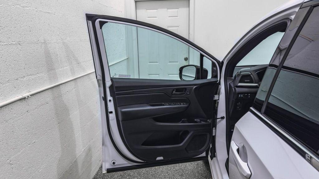used 2024 Honda Odyssey car, priced at $32,995