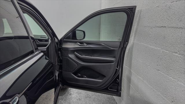 used 2023 Jeep Grand Cherokee car, priced at $25,995