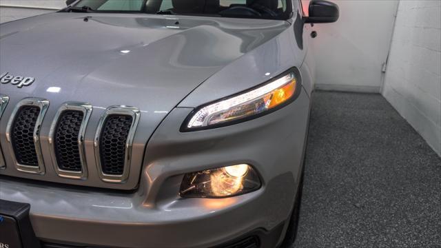 used 2016 Jeep Cherokee car, priced at $12,495